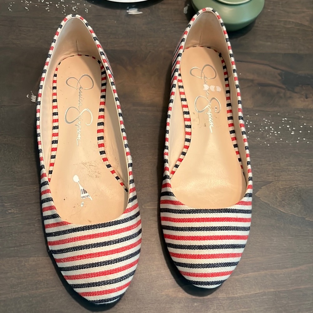 Jessica Simpson flats